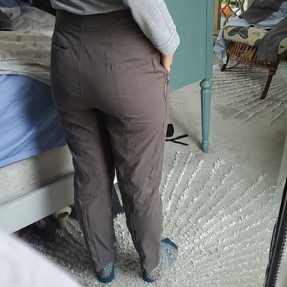 Theory Rider Chino Pants in Ash - Picture 11 of 11